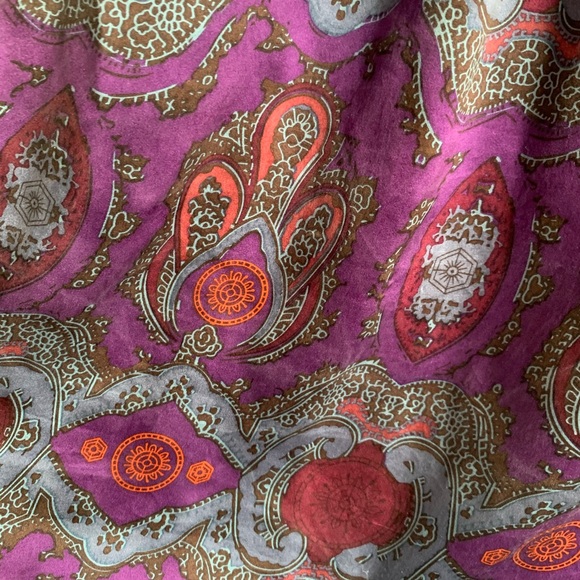 Silk Tank - Banana Republic - Large - Picture 2 of 3